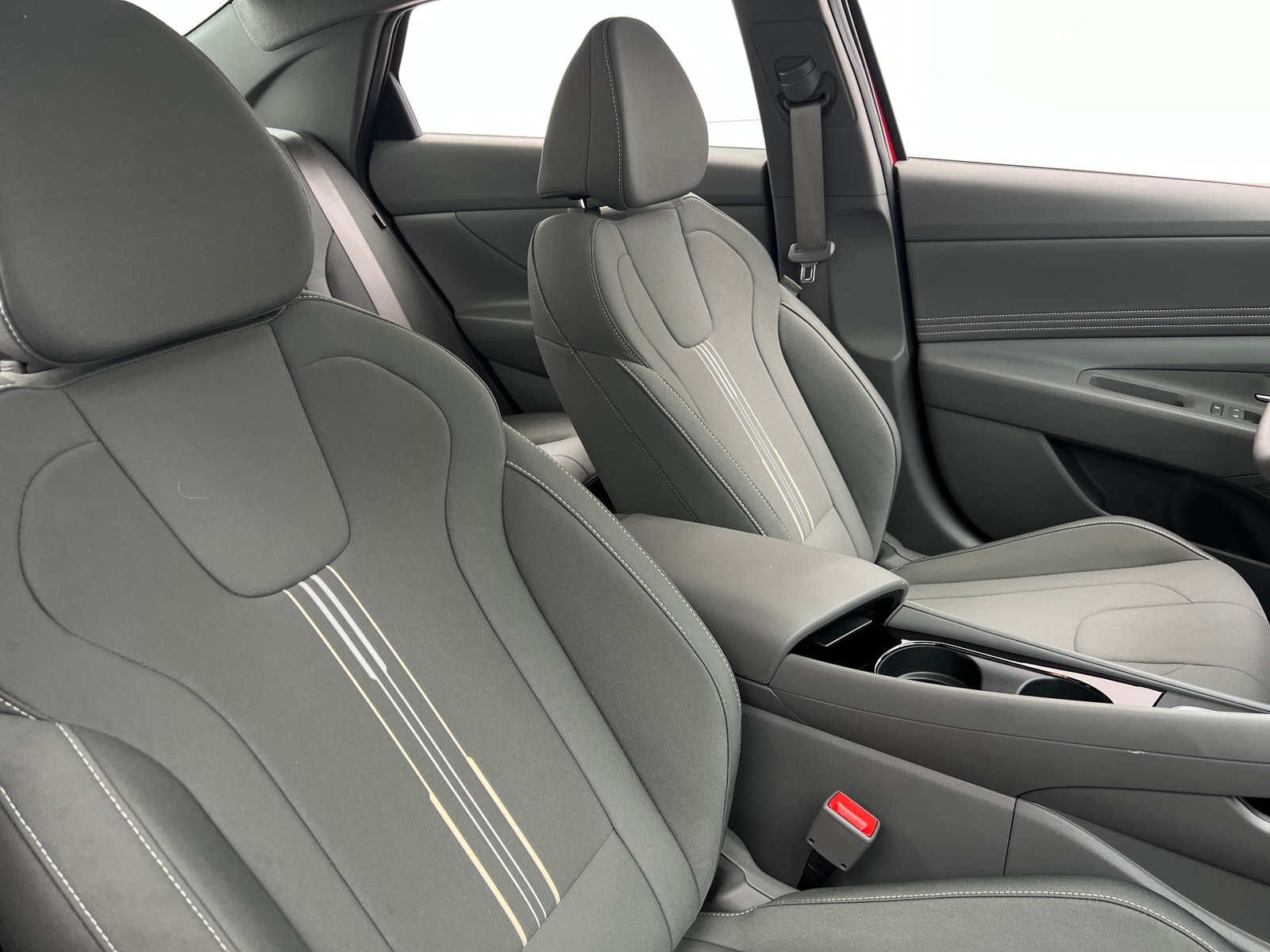 Thumbnail: 2025 Hyundai Elantra - 2