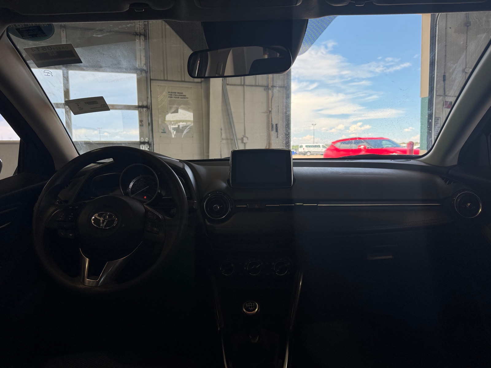 Thumbnail: 2018 Toyota Yaris iA - 3