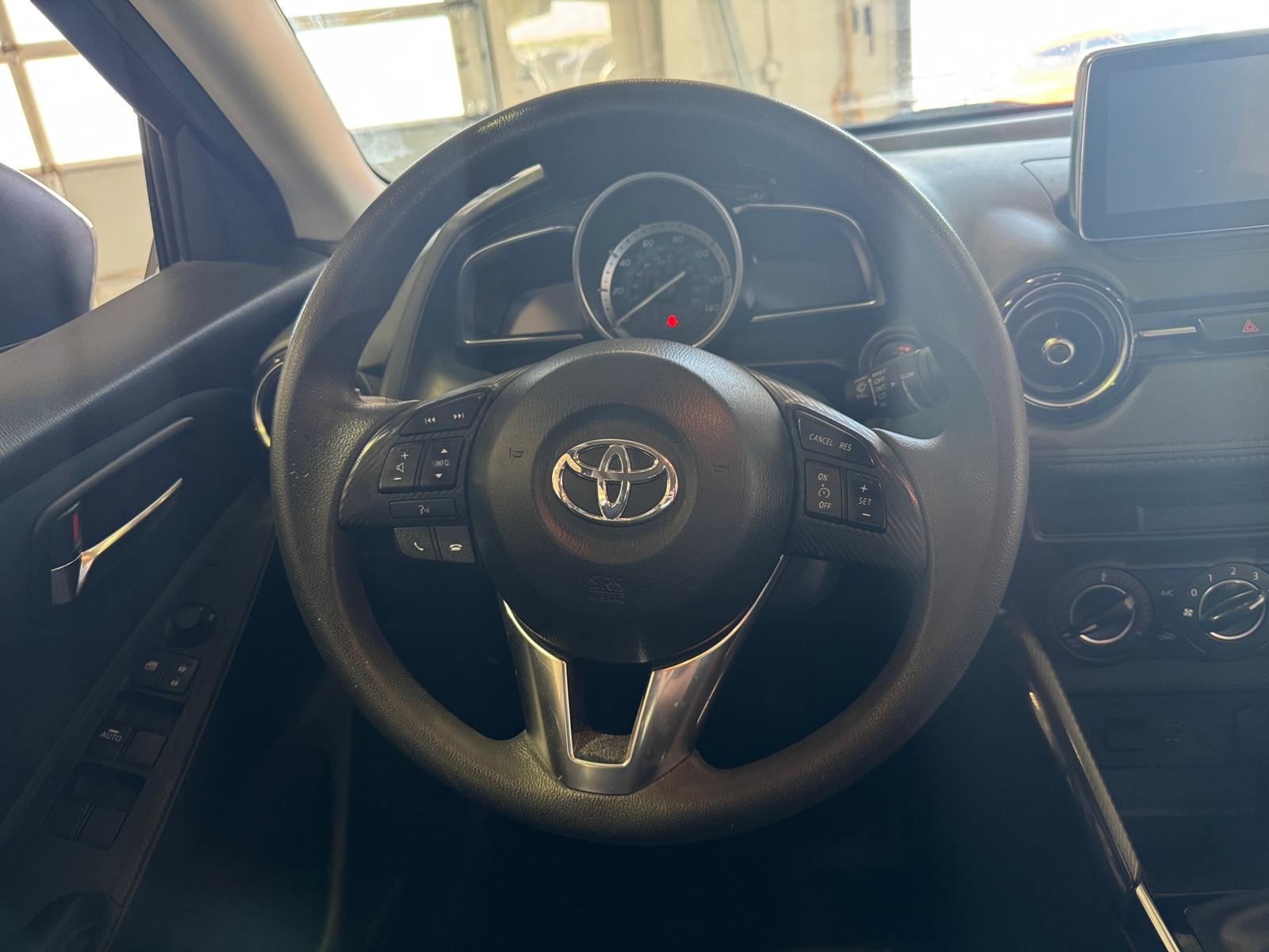 Thumbnail: 2018 Toyota Yaris iA - 5