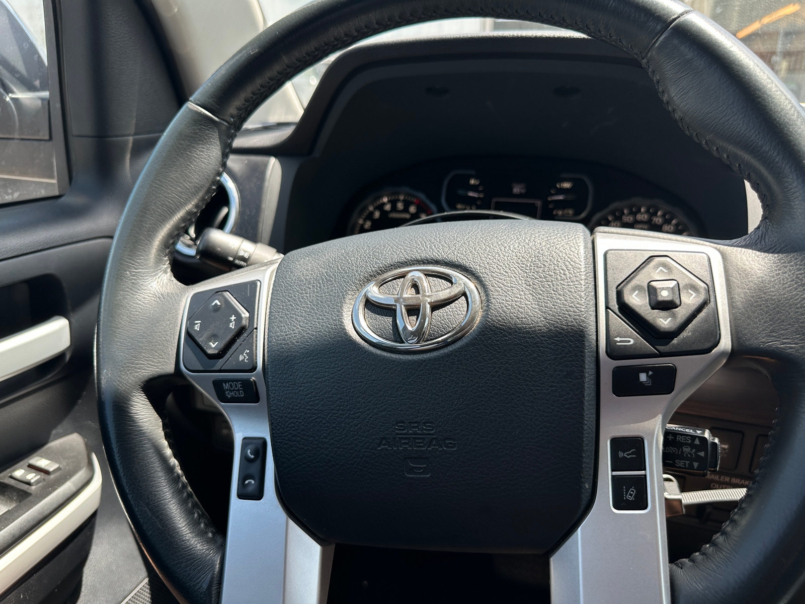 Thumbnail: 2019 Toyota Tundra - 4
