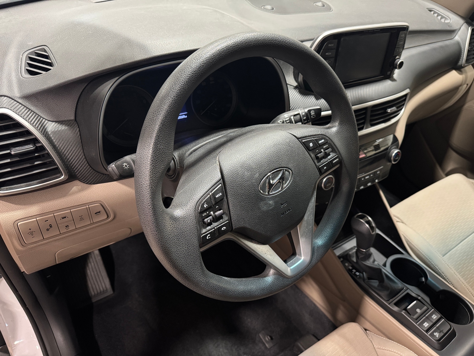 Thumbnail: 2019 Hyundai Tucson - 3