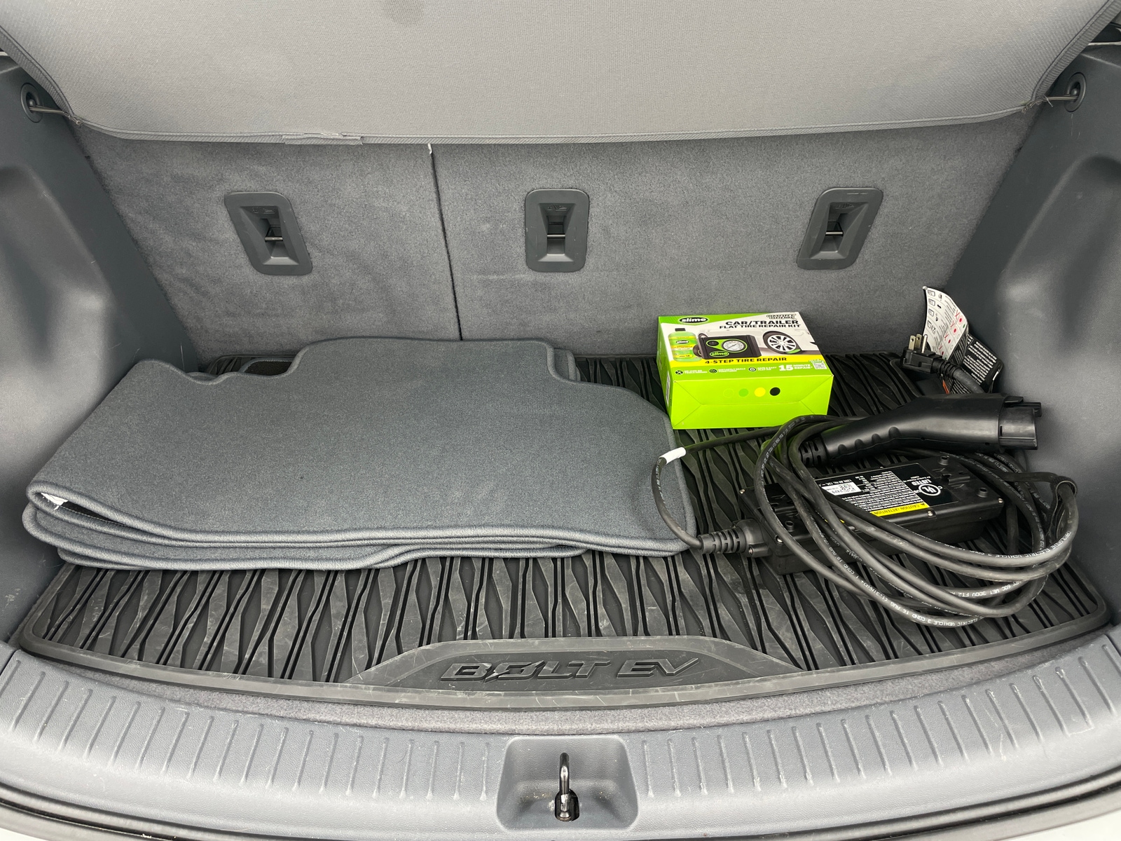 Thumbnail: 2020 Chevrolet Bolt EV - 6