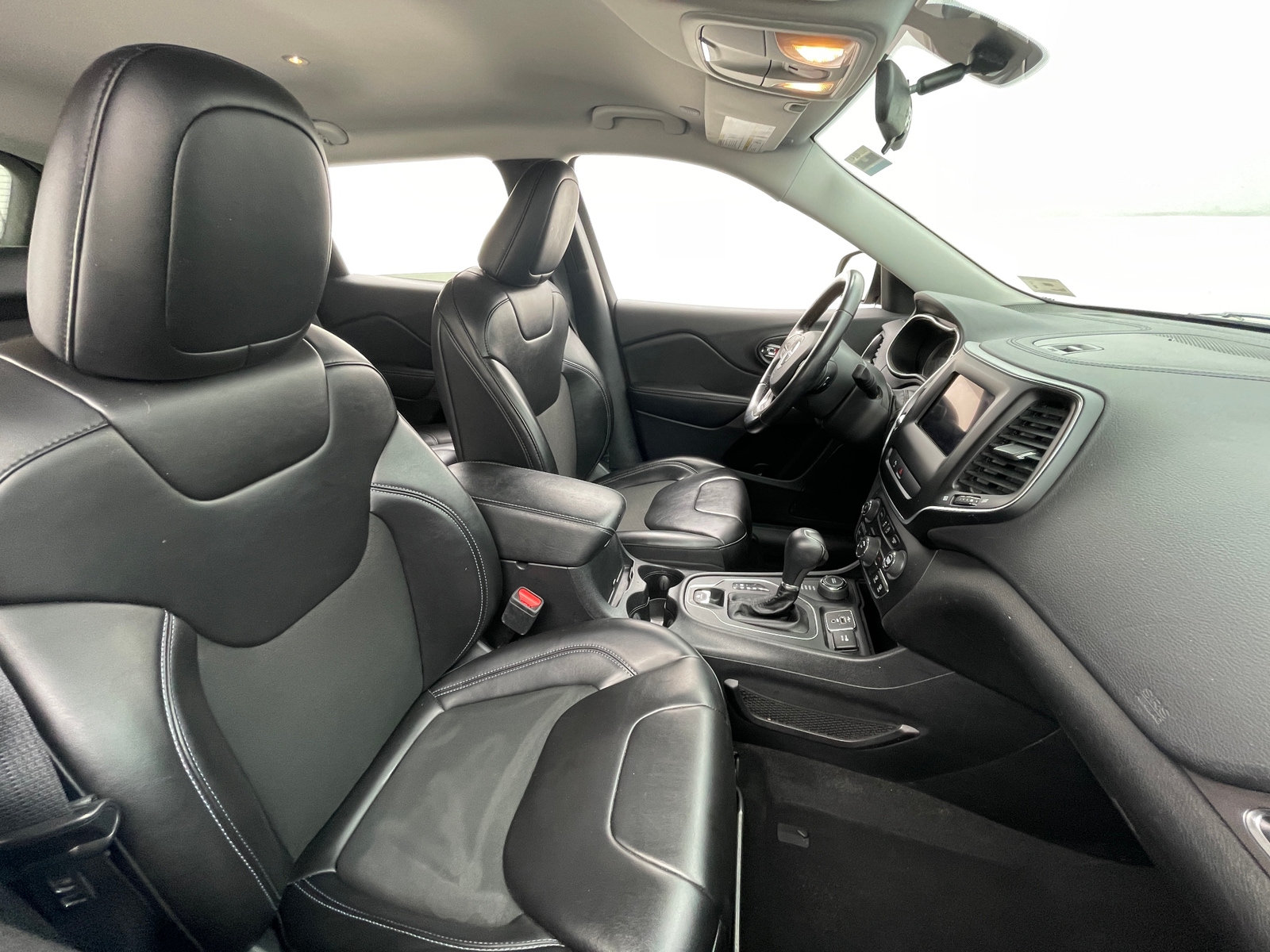 Thumbnail: 2020 Jeep Cherokee - 2