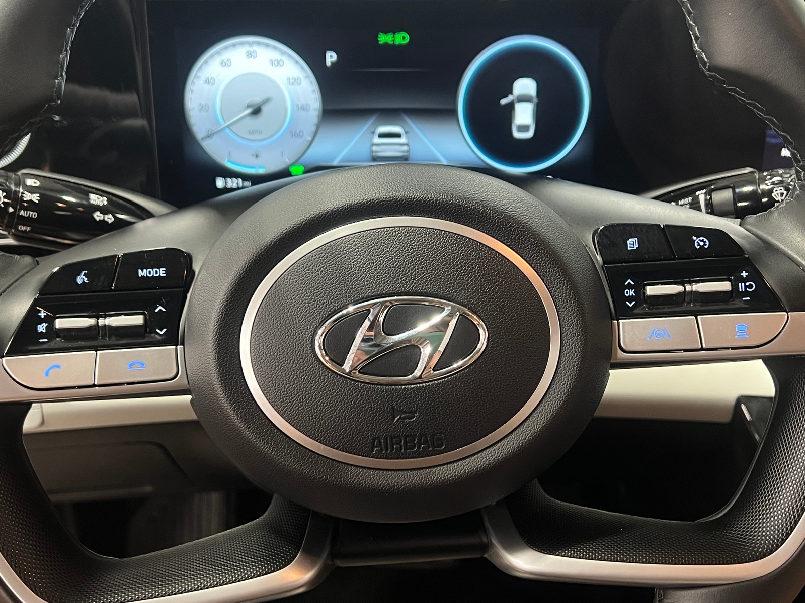 Thumbnail: 2022 Hyundai Elantra - 4