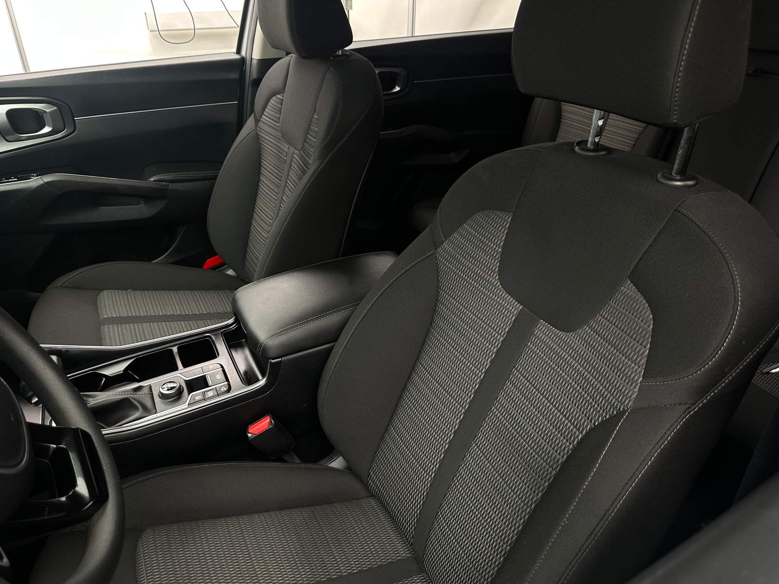 Thumbnail: 2024 Kia Sorento - 2