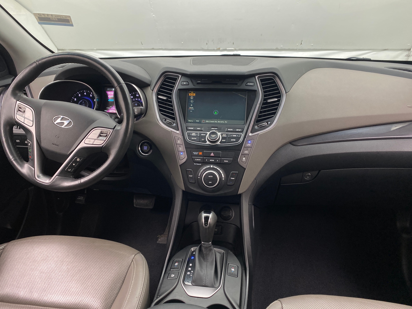 Thumbnail: 2016 Hyundai Santa Fe - 2