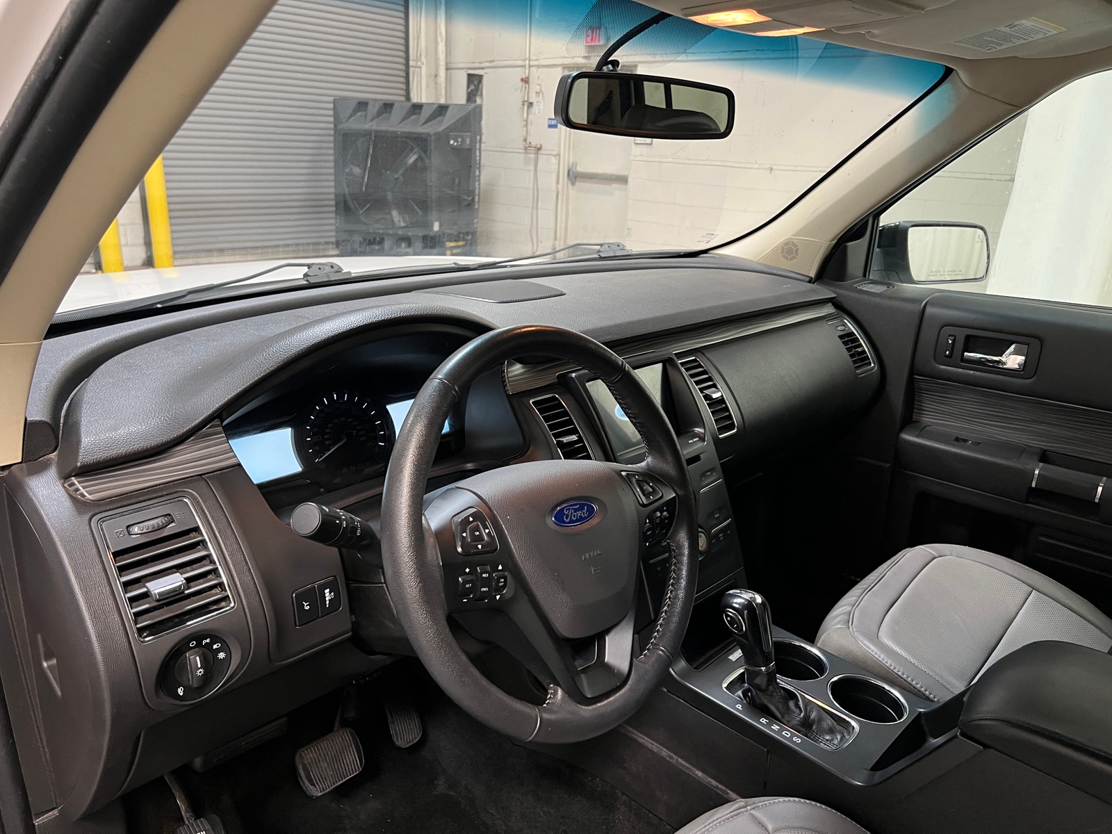 Thumbnail: 2017 Ford Flex - 2