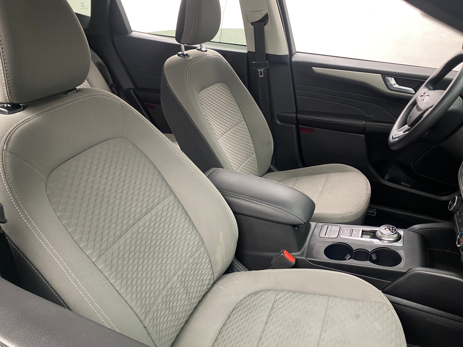 Thumbnail: 2021 Ford Escape - 2