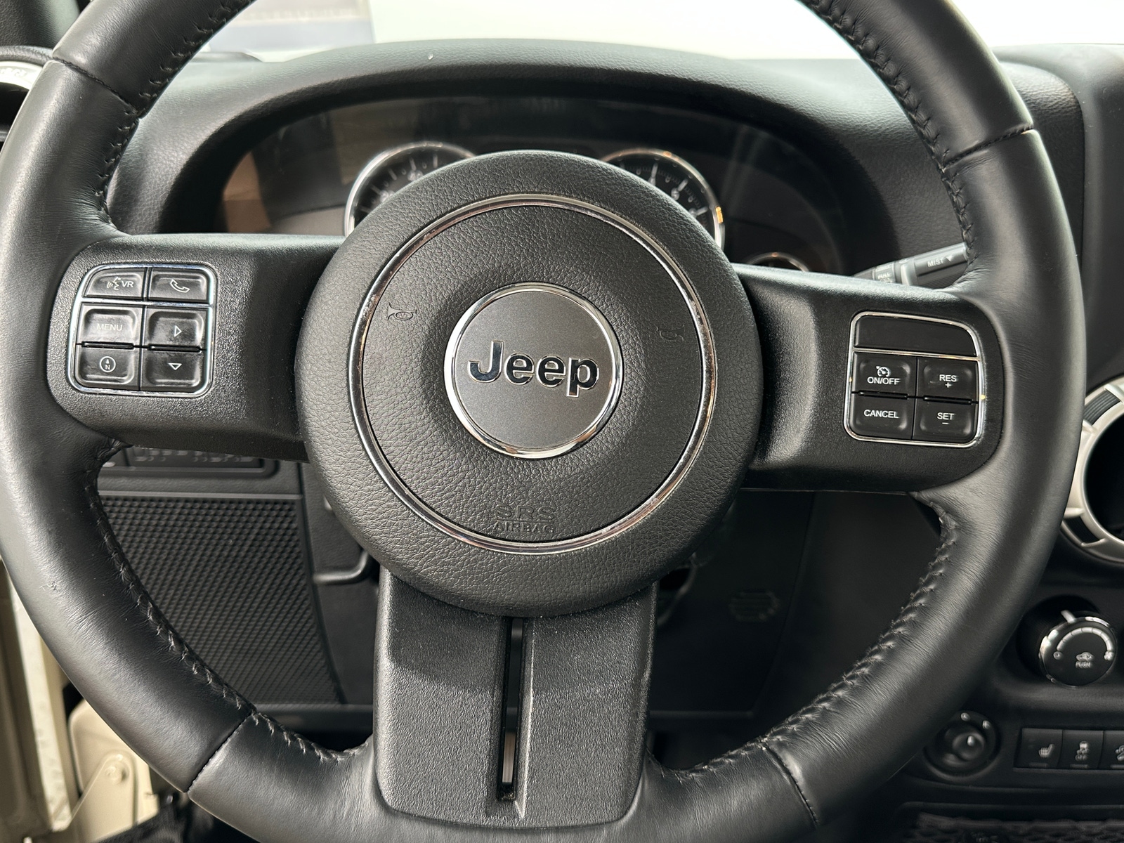 Thumbnail: 2017 Jeep Wrangler - 4