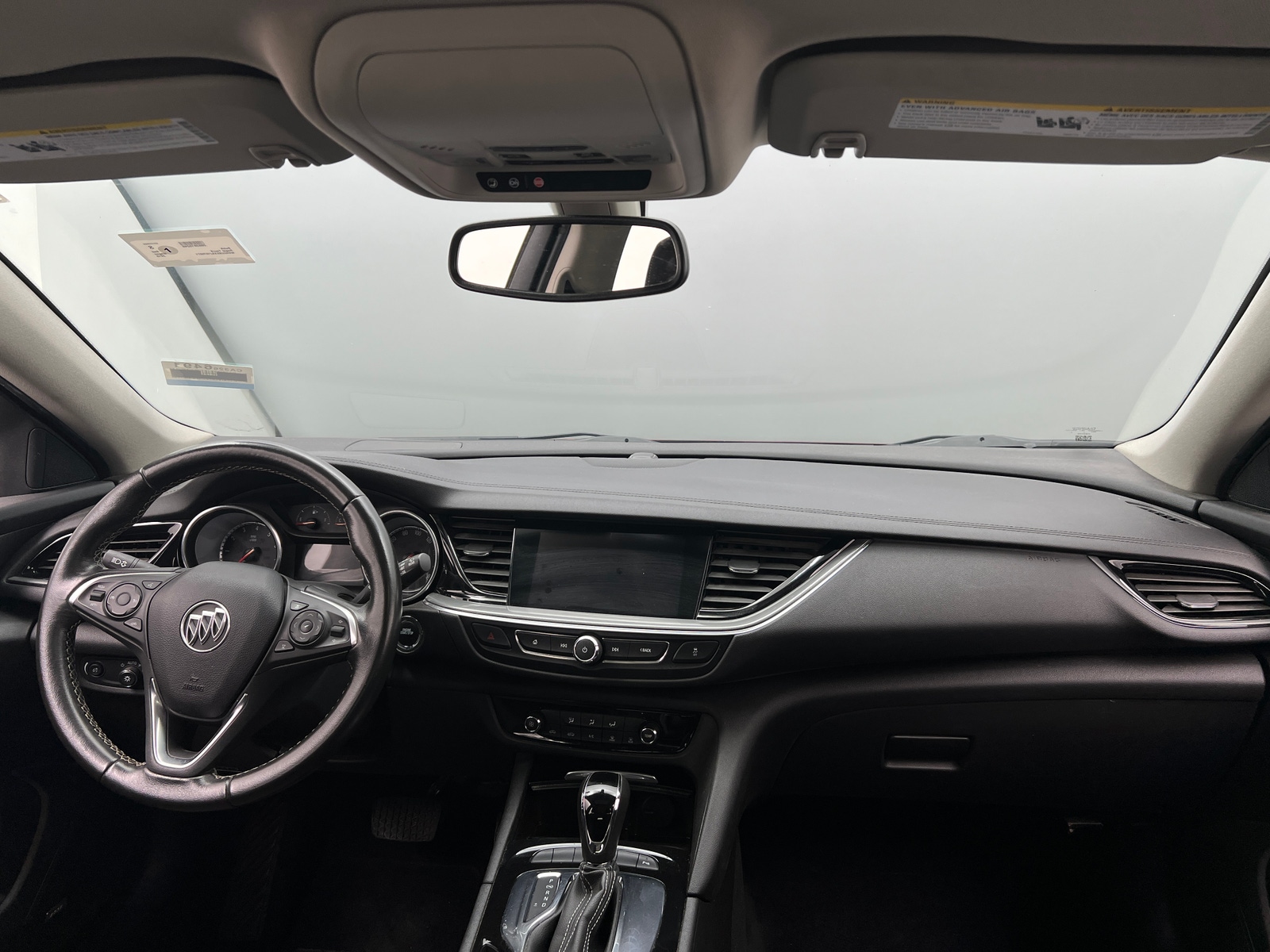 Thumbnail: 2018 Buick Regal - 3