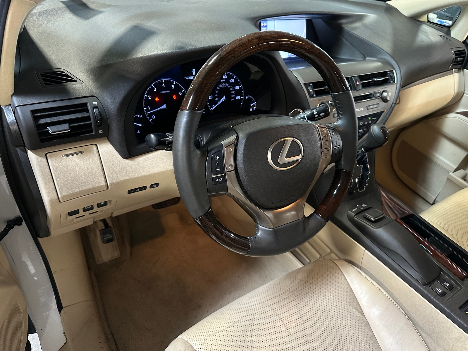 Thumbnail: 2015 Lexus RX - 3