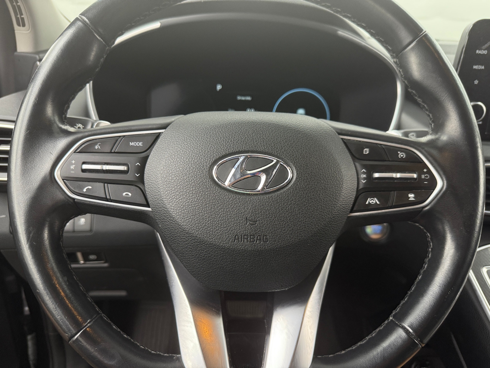 Thumbnail: 2022 Hyundai Santa Fe - 5