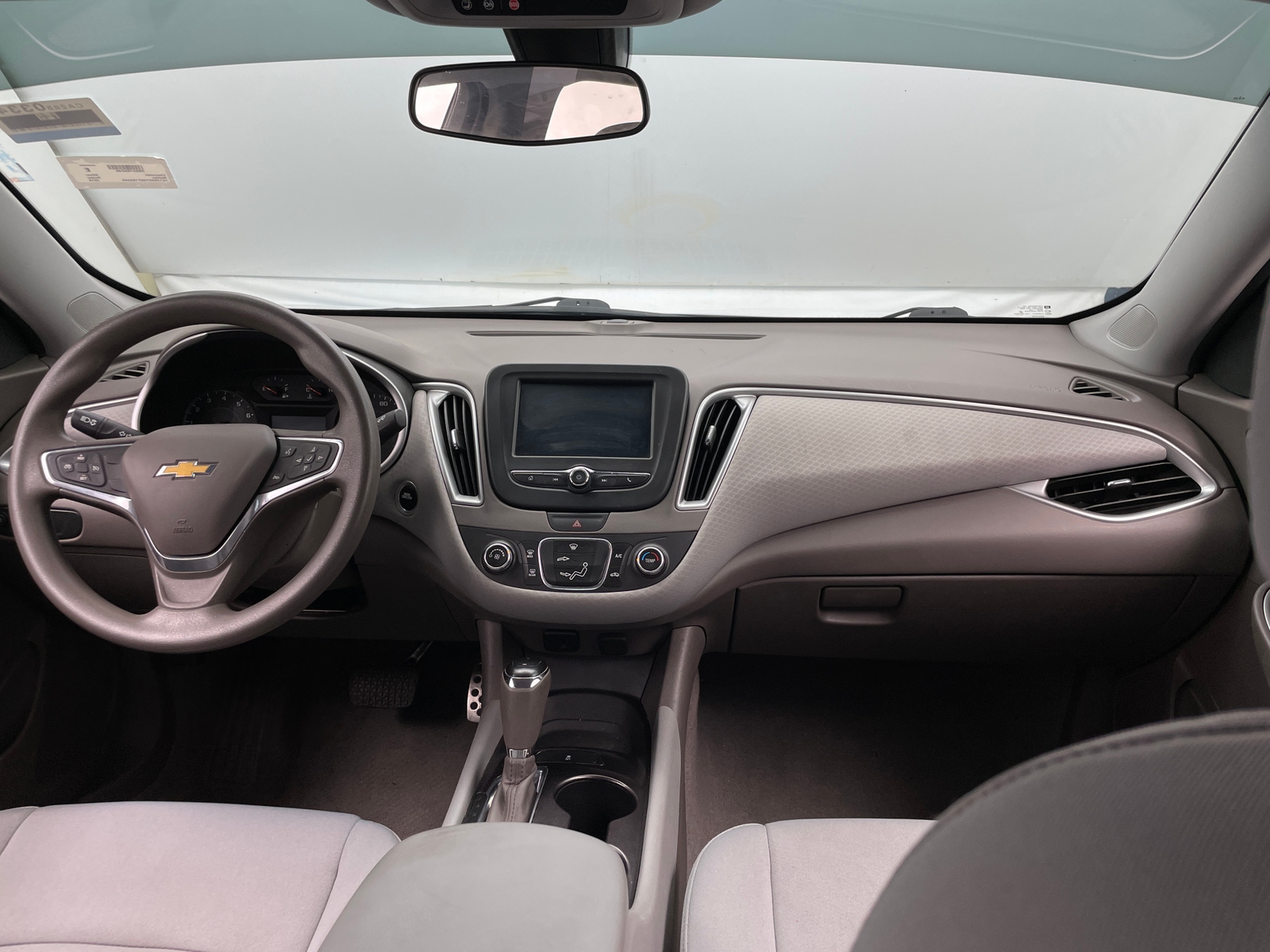 Thumbnail: 2016 Chevrolet Malibu - 3