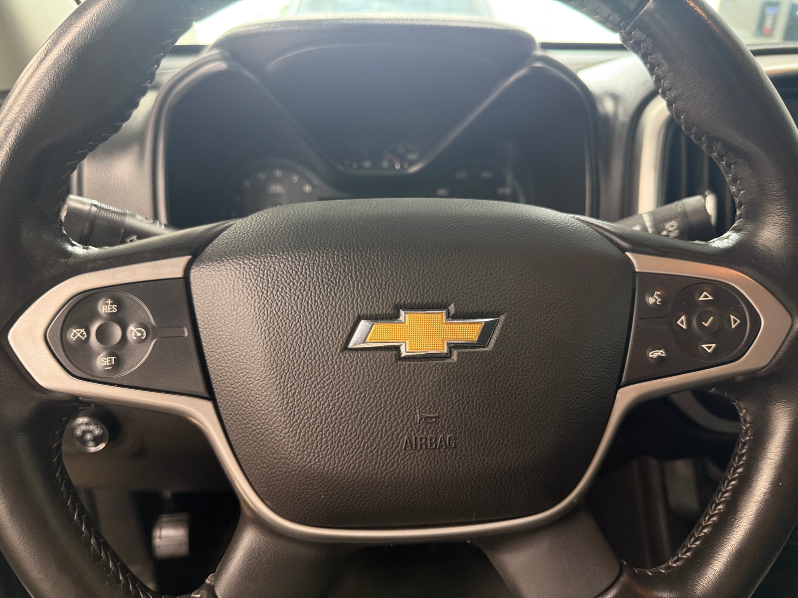 Thumbnail: 2020 Chevrolet Colorado - 4