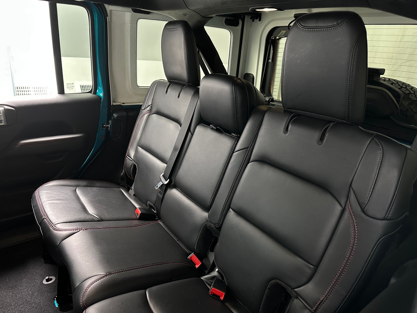 Thumbnail: 2019 Jeep Wrangler - 5