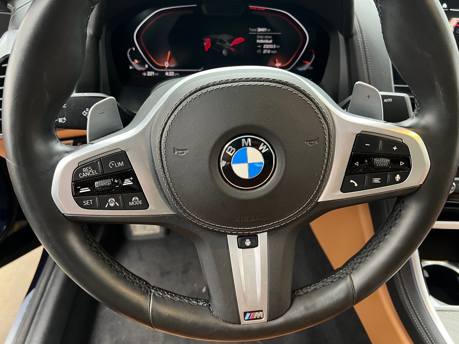 Thumbnail: 2020 BMW 8 Series - 4