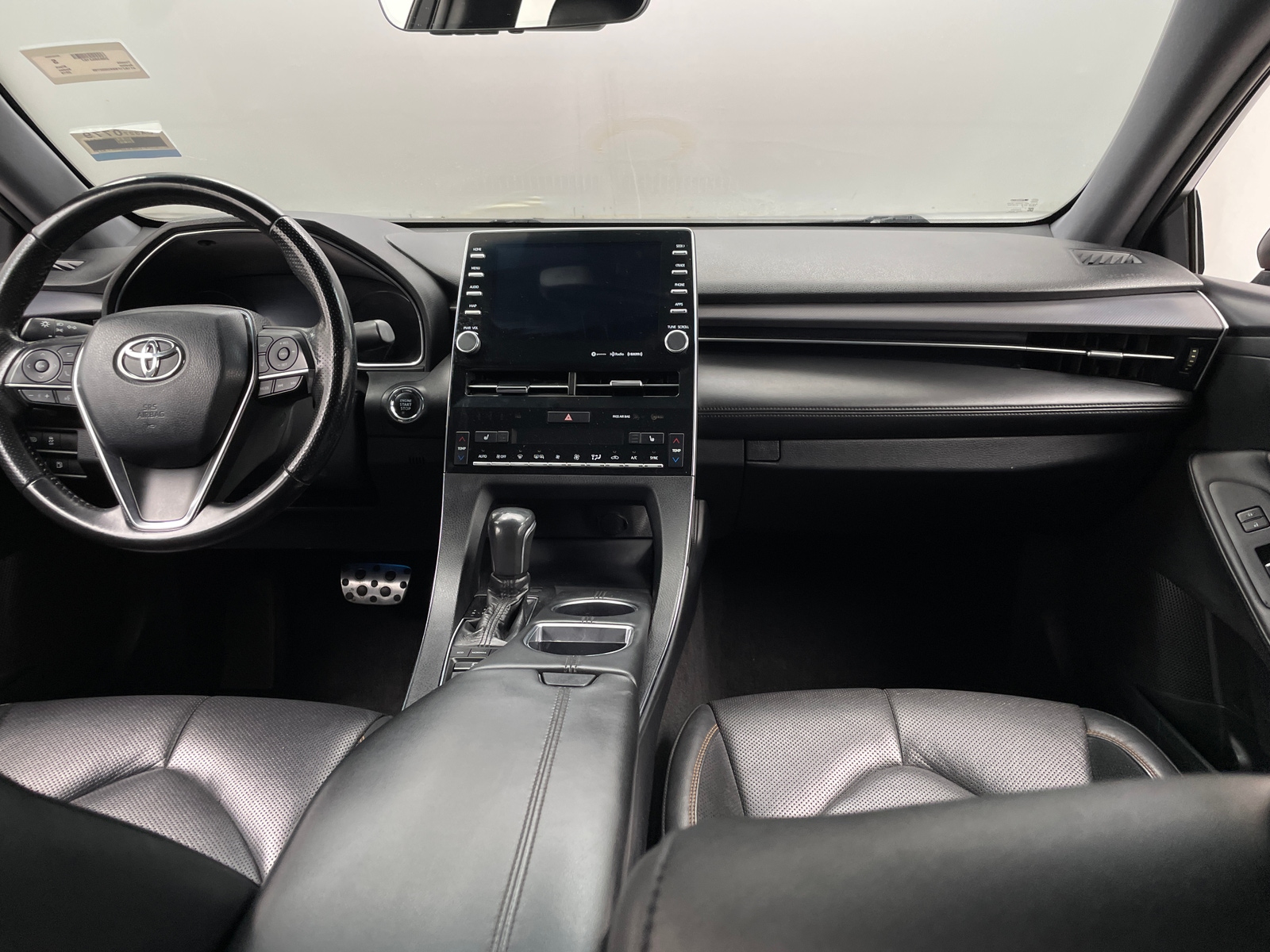 Thumbnail: 2019 Toyota Avalon - 3