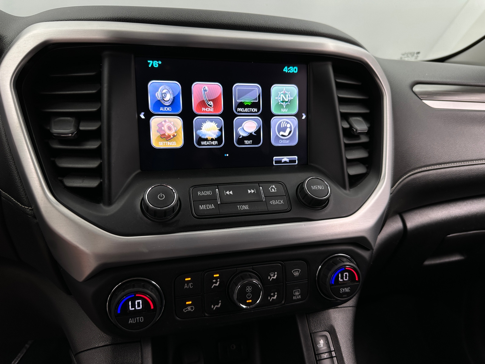 Thumbnail: 2019 GMC Acadia - 3