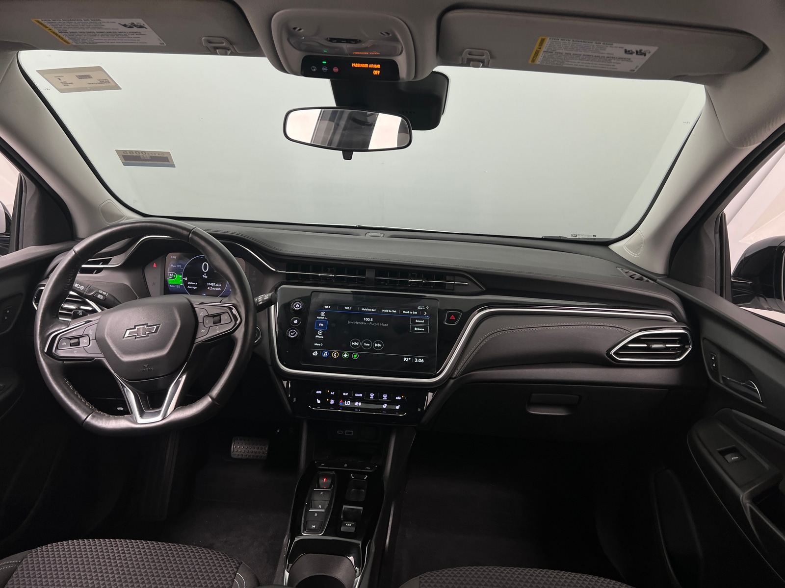 Thumbnail: 2023 Chevrolet Bolt EUV - 3