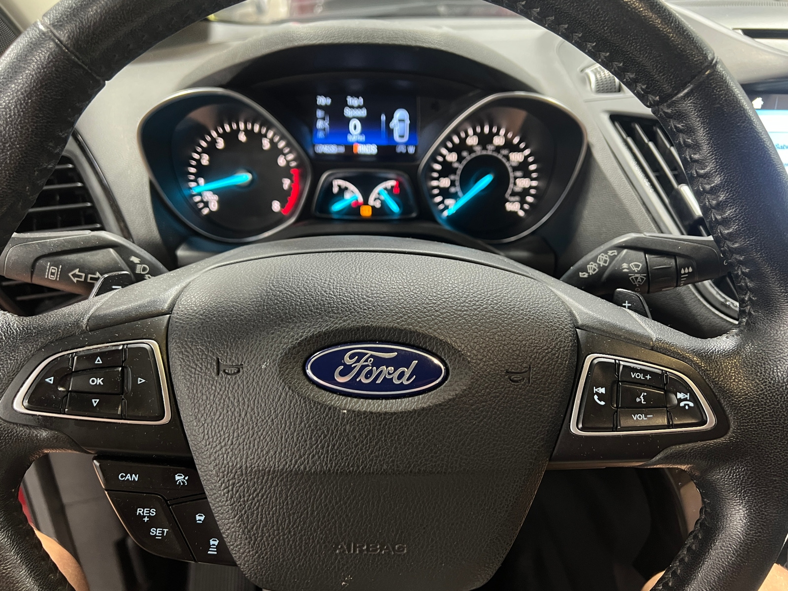 Thumbnail: 2017 Ford Escape - 4