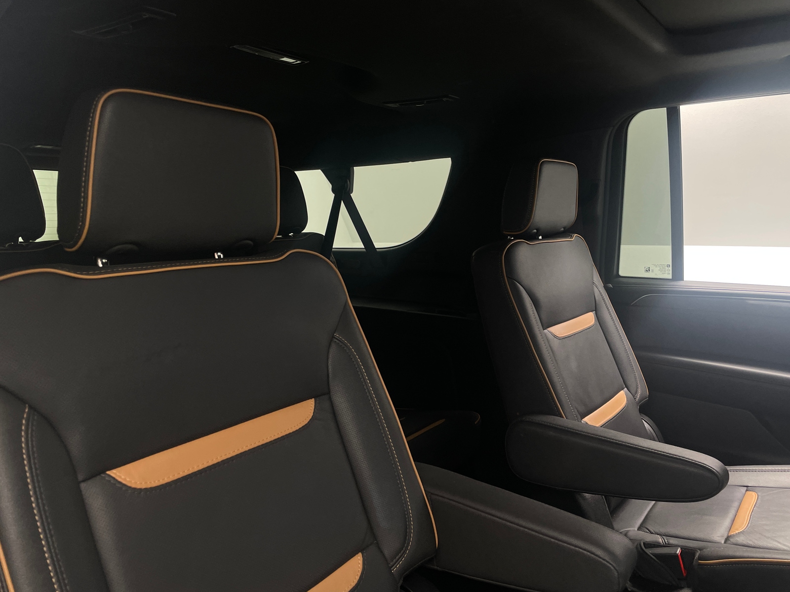 Thumbnail: 2024 GMC Yukon XL - 5