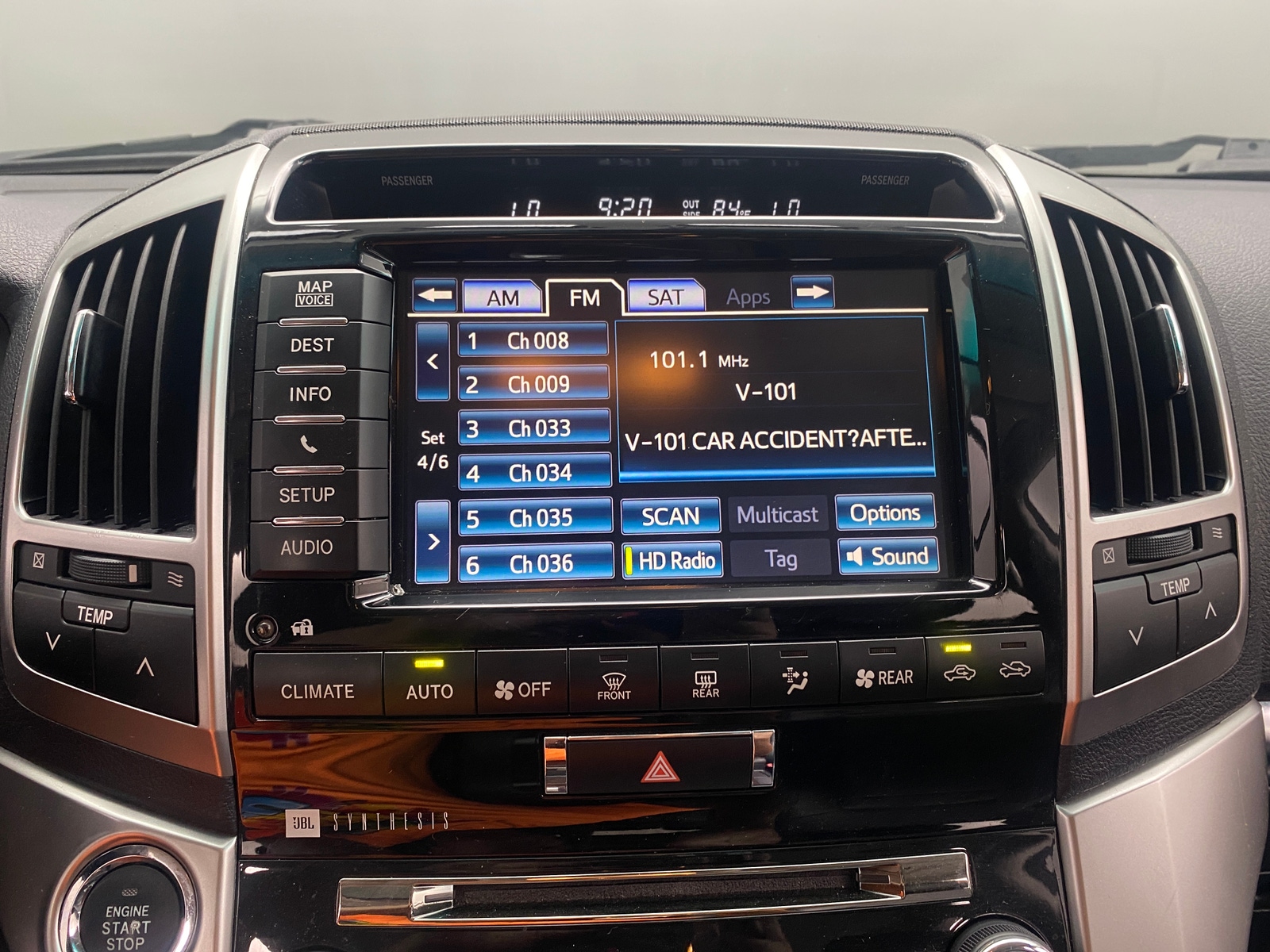 Thumbnail: 2014 Toyota Land Cruiser - 3
