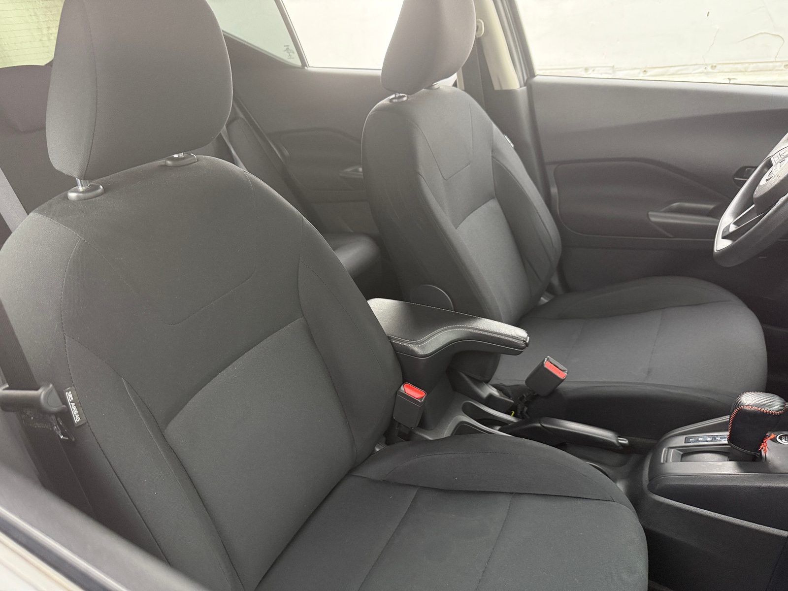 Thumbnail: 2023 Nissan Kicks - 2