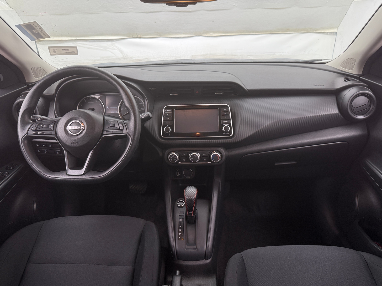 Thumbnail: 2023 Nissan Kicks - 3