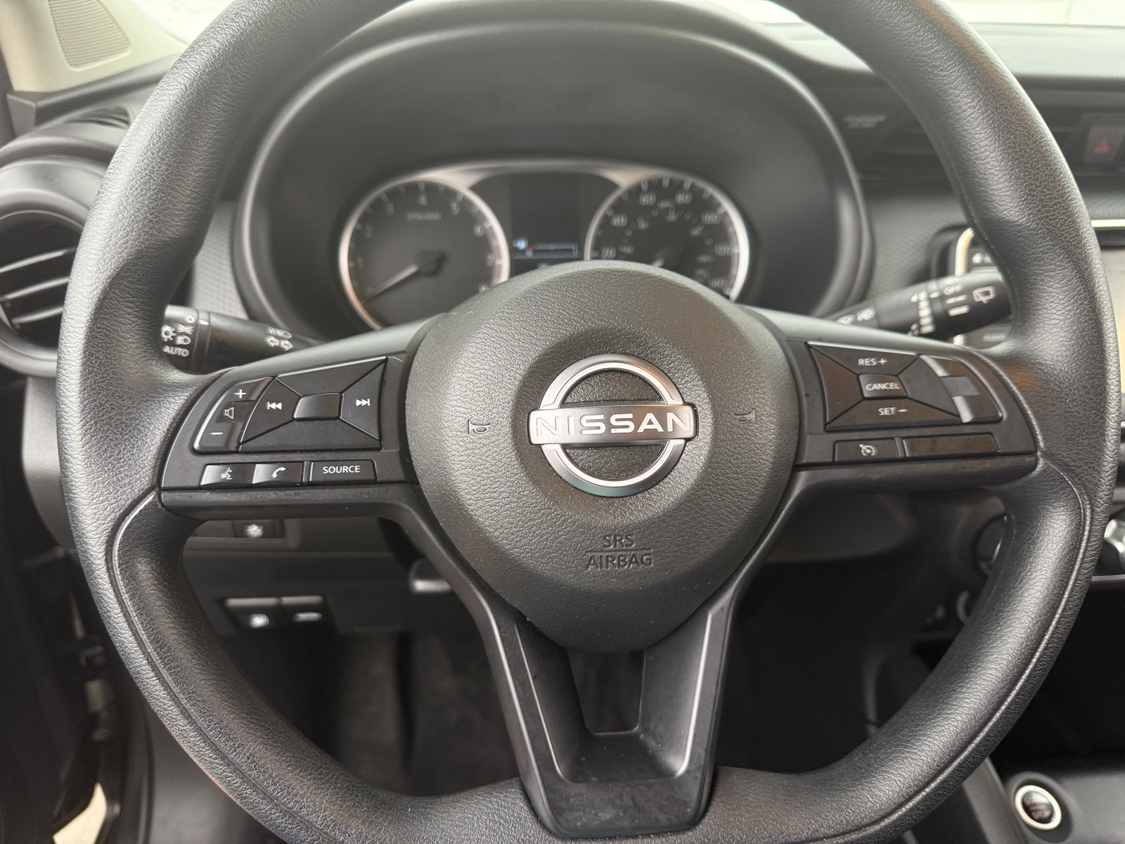 Thumbnail: 2023 Nissan Kicks - 5