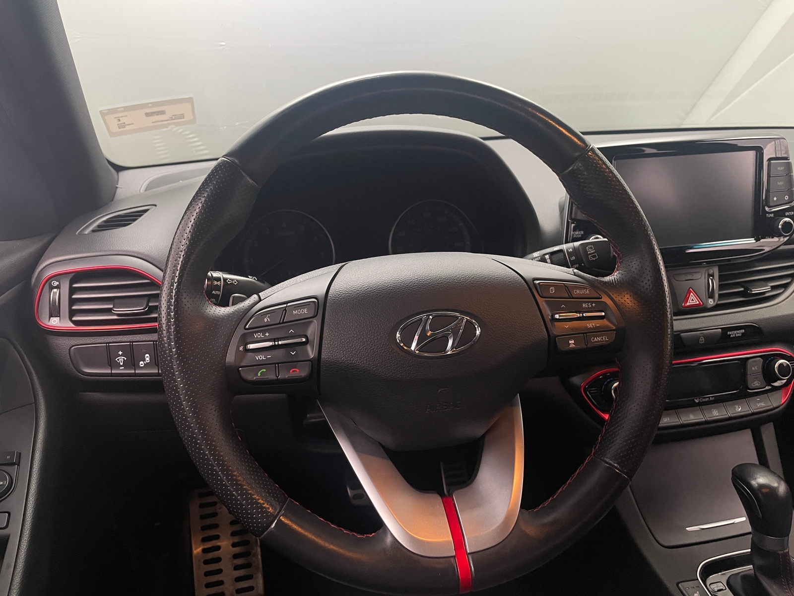 Thumbnail: 2018 Hyundai Elantra - 4