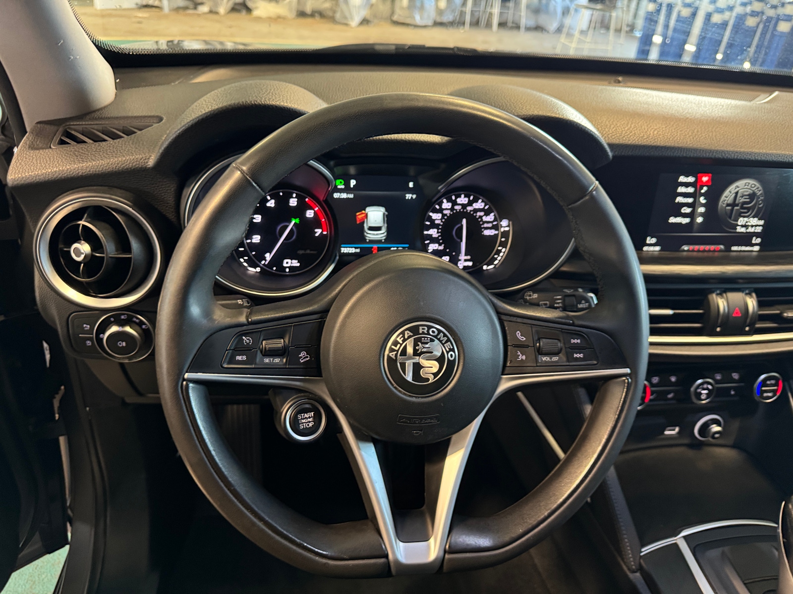 Thumbnail: 2018 Alfa Romeo Stelvio - 4