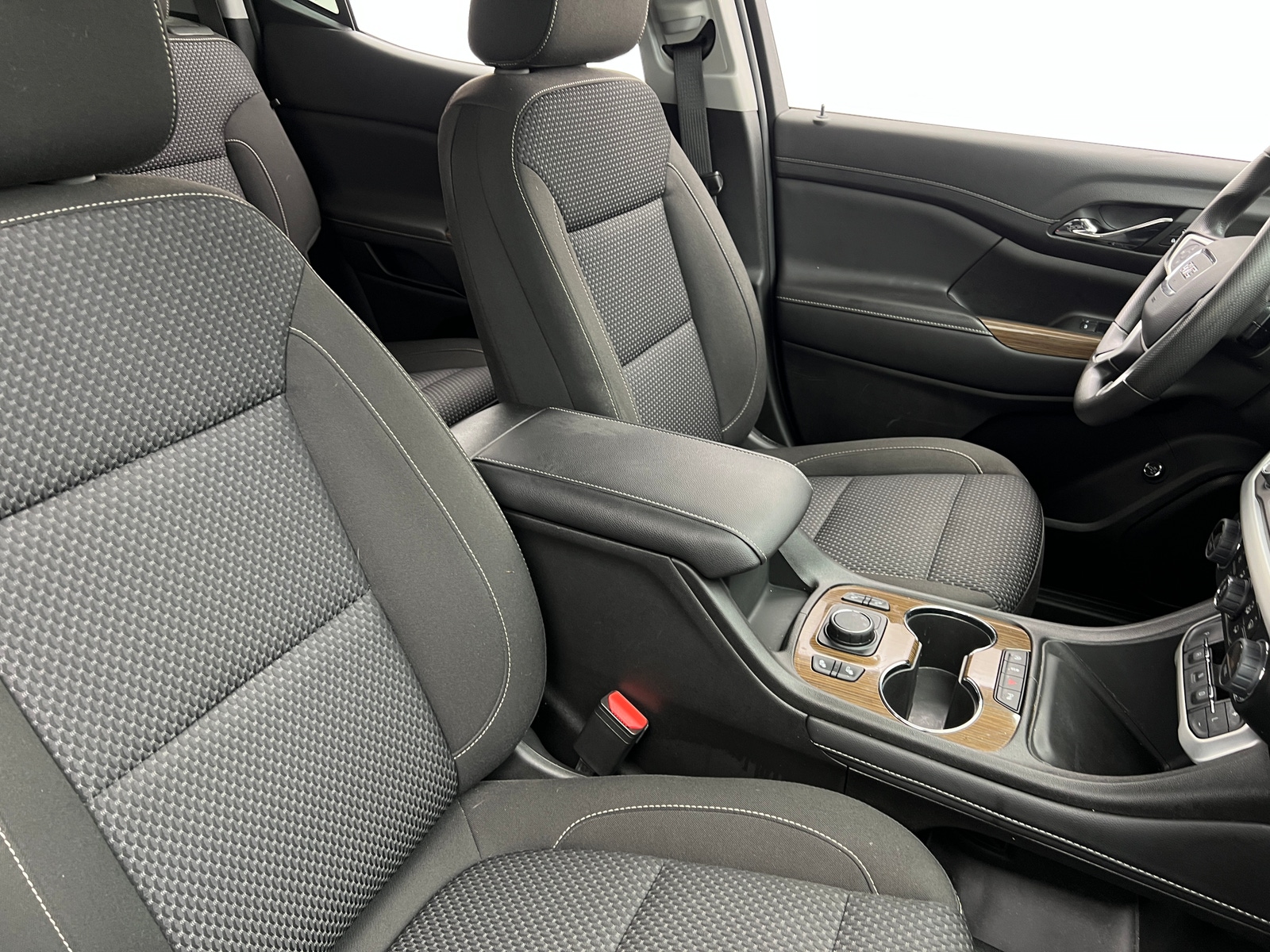 Thumbnail: 2023 GMC Acadia - 2