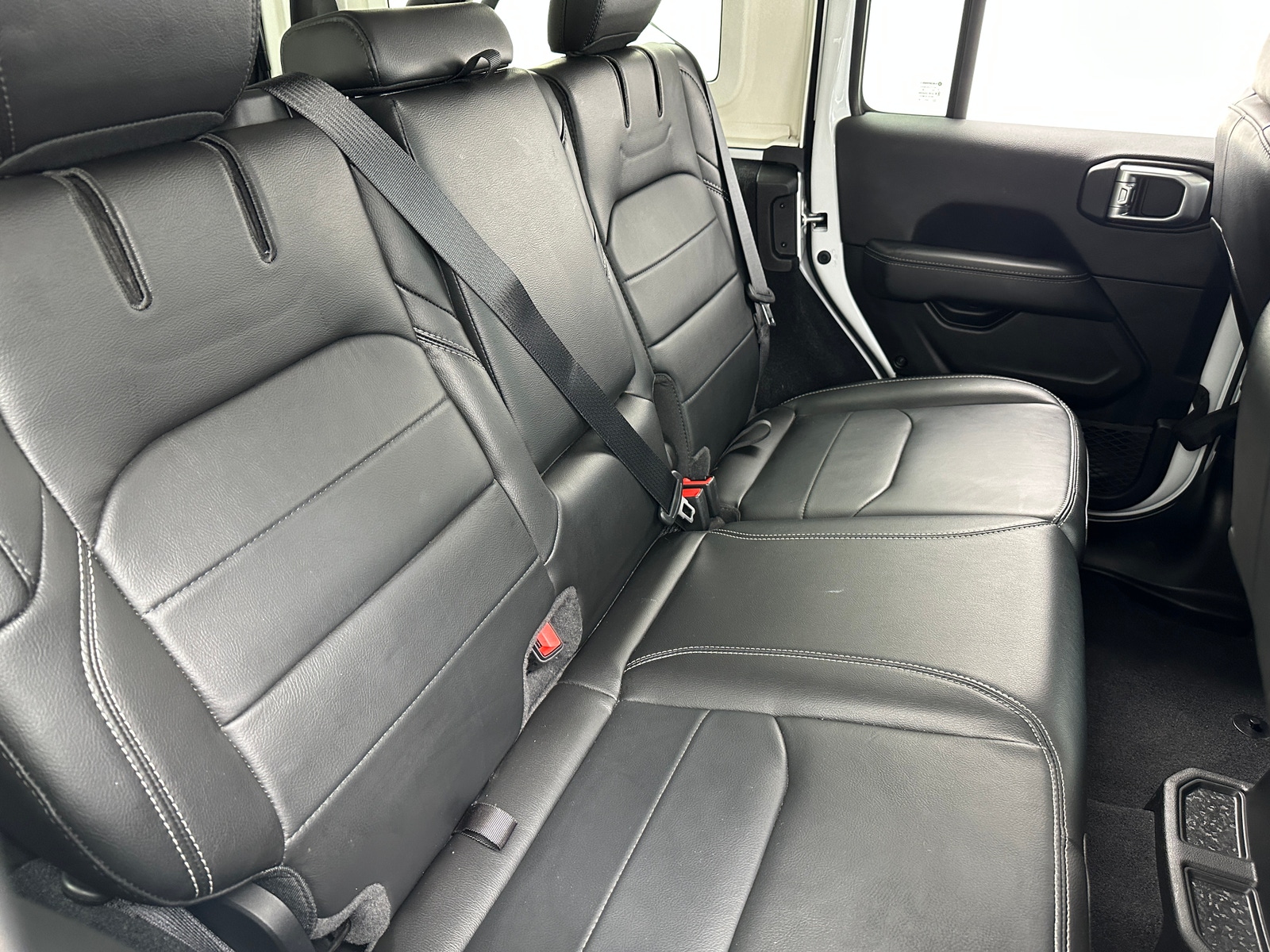 Thumbnail: 2021 Jeep Wrangler - 5