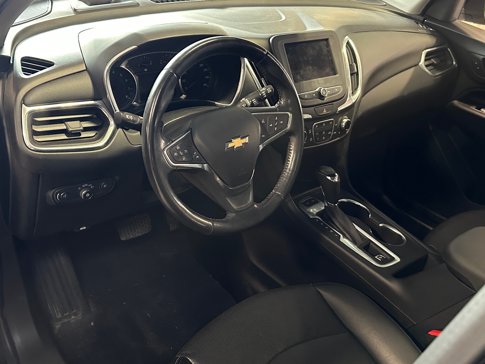 Thumbnail: 2020 Chevrolet Equinox - 3