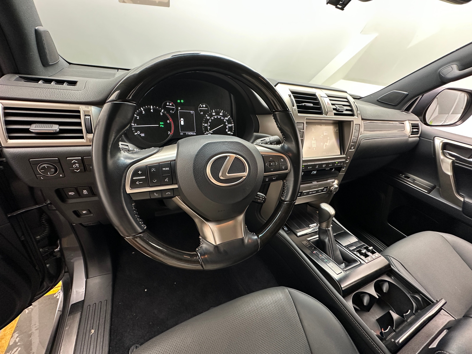 Thumbnail: 2020 Lexus GX - 2