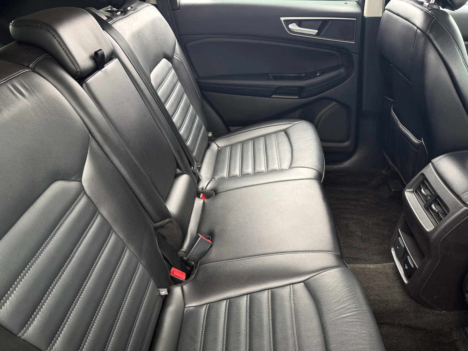 Thumbnail: 2018 Ford Edge - 6
