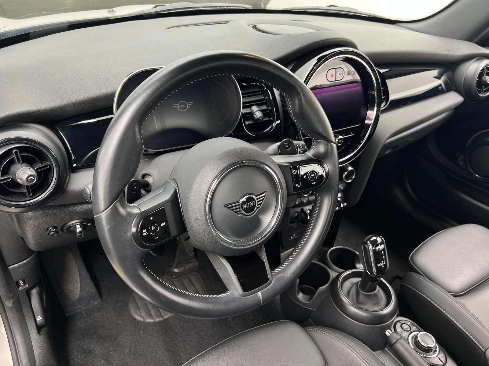 Thumbnail: 2024 MINI Cooper Convertible - 4