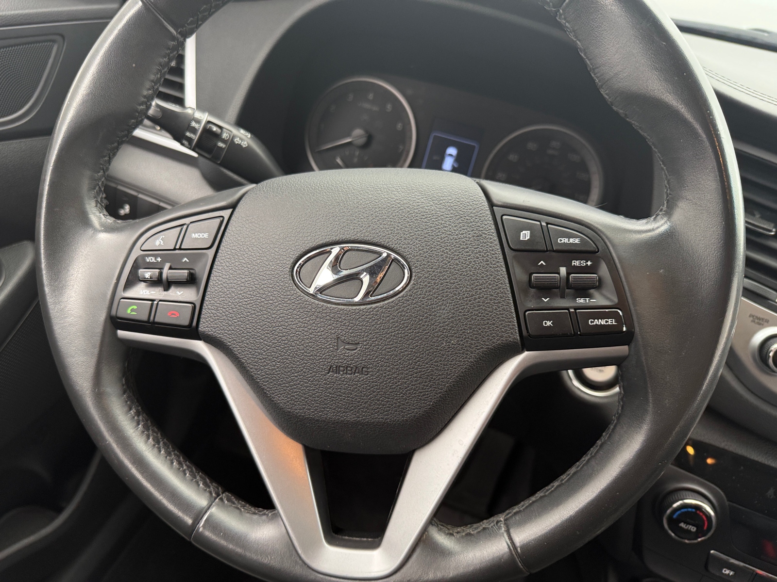 Thumbnail: 2018 Hyundai Tucson - 4