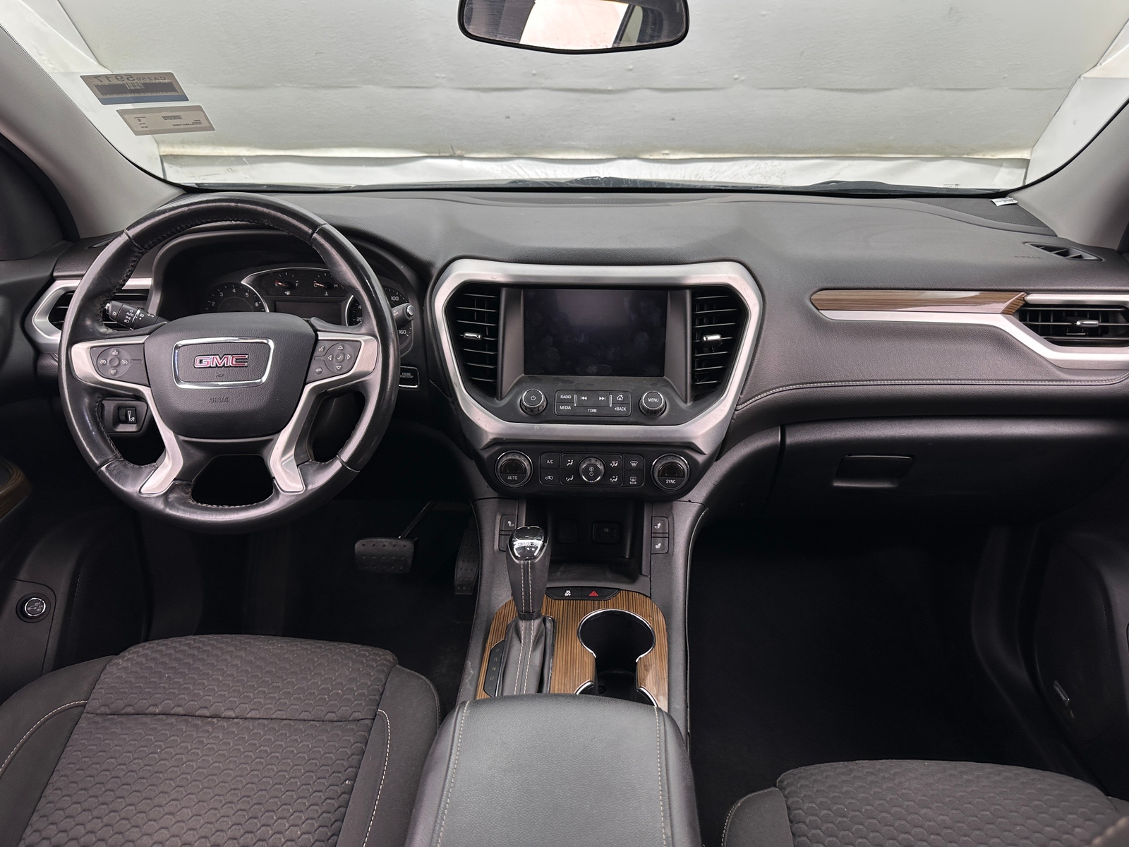 Thumbnail: 2019 GMC Acadia - 3