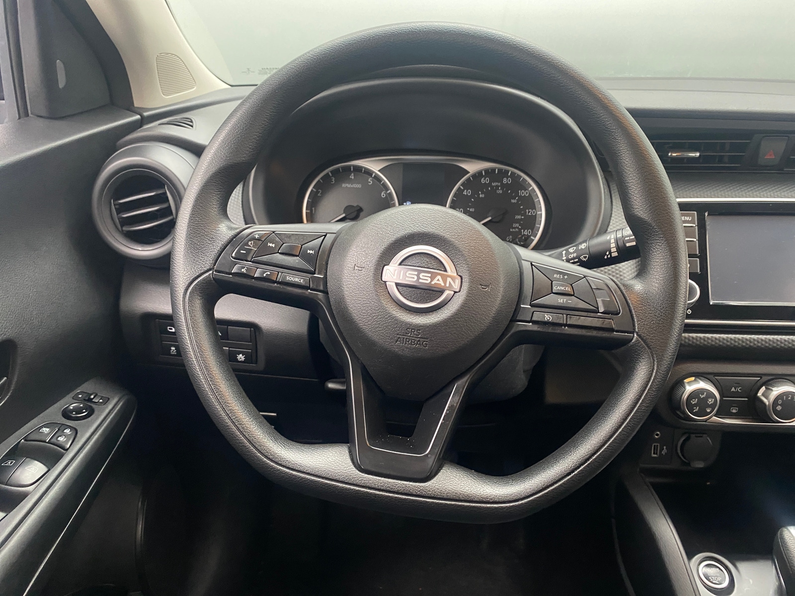 Thumbnail: 2023 Nissan Kicks - 5