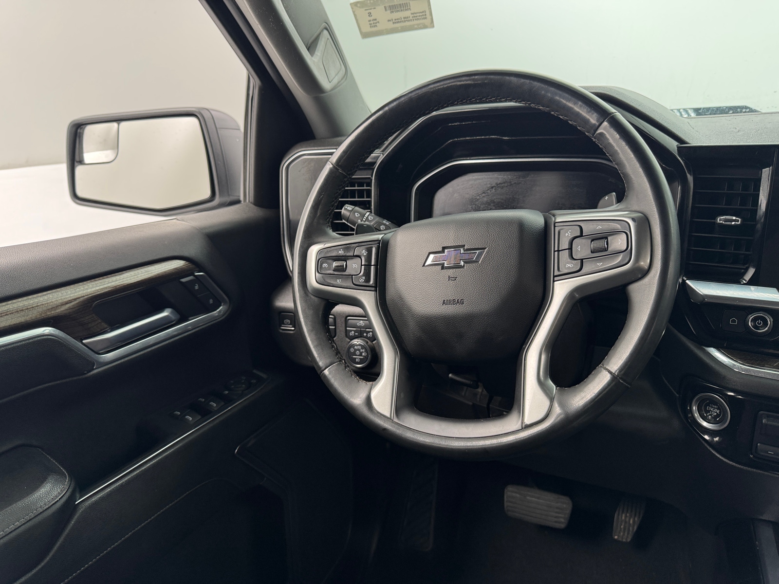 Thumbnail: 2023 Chevrolet Silverado 1500 - 5