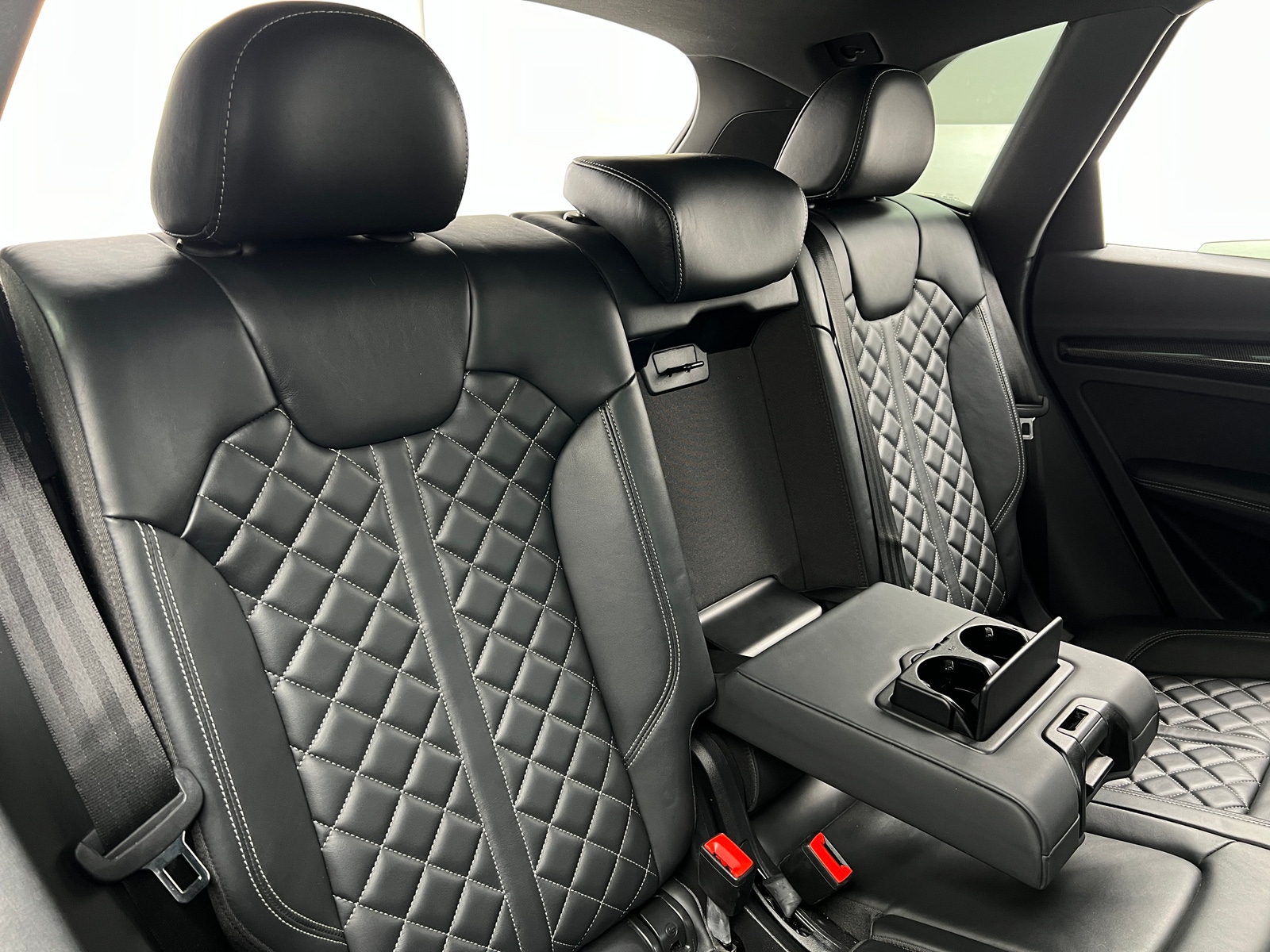 Thumbnail: 2020 Audi SQ5 - 5
