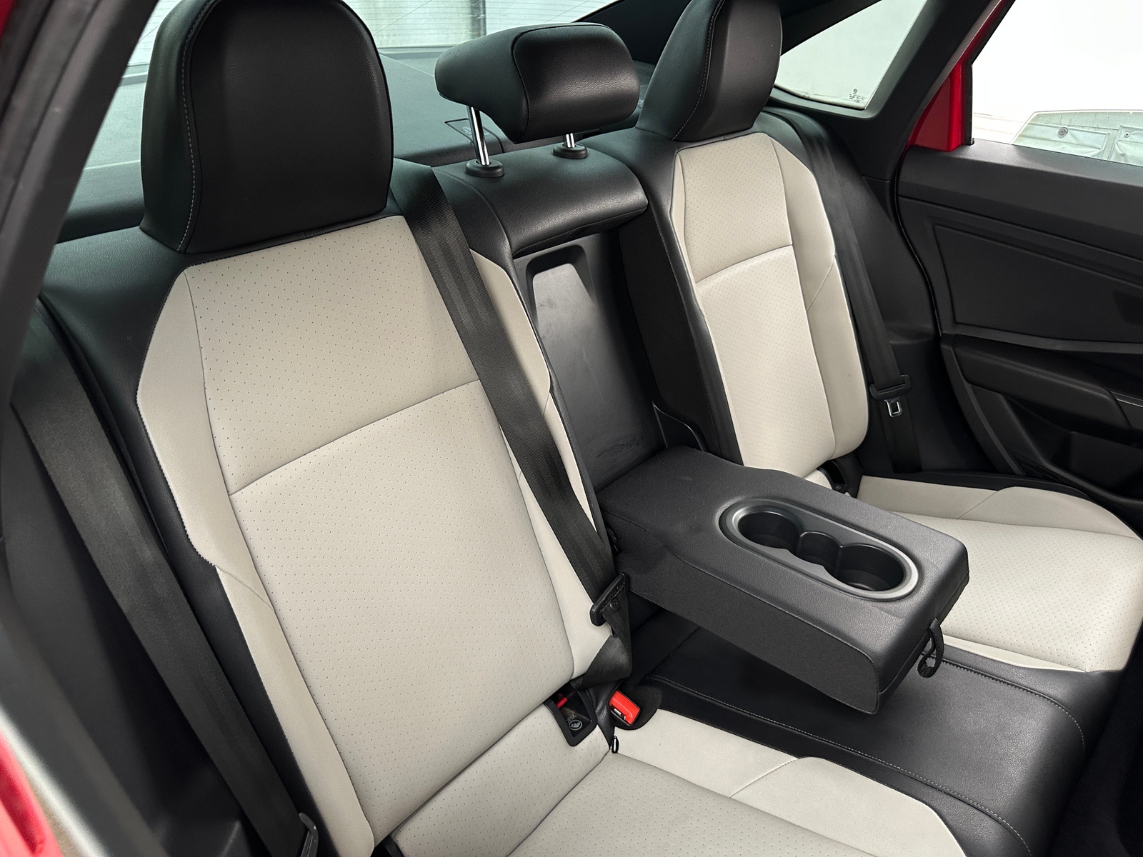 Thumbnail: 2019 Volkswagen Jetta - 6