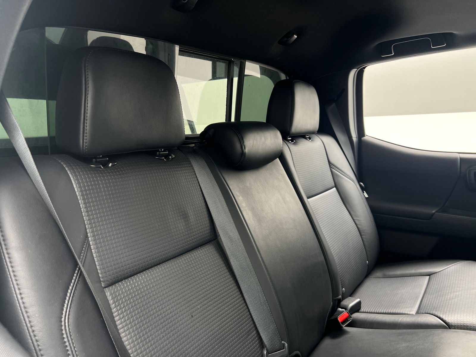 Thumbnail: 2020 Toyota Tacoma - 6