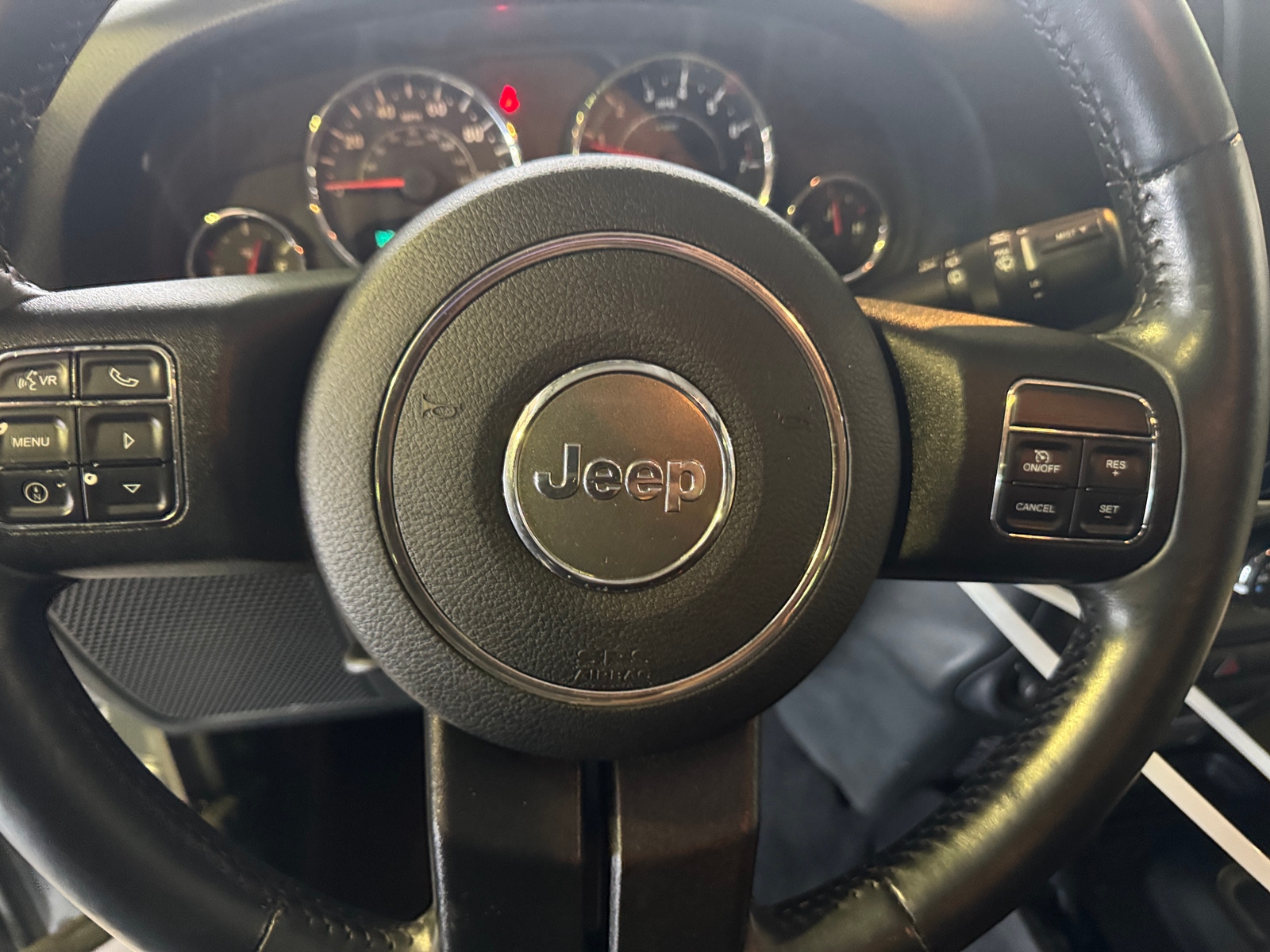 Thumbnail: 2015 Jeep Wrangler - 5
