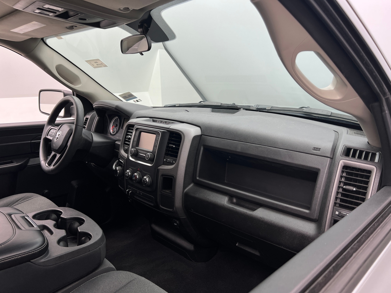 Thumbnail: 2022 RAM 1500 Classic - 3