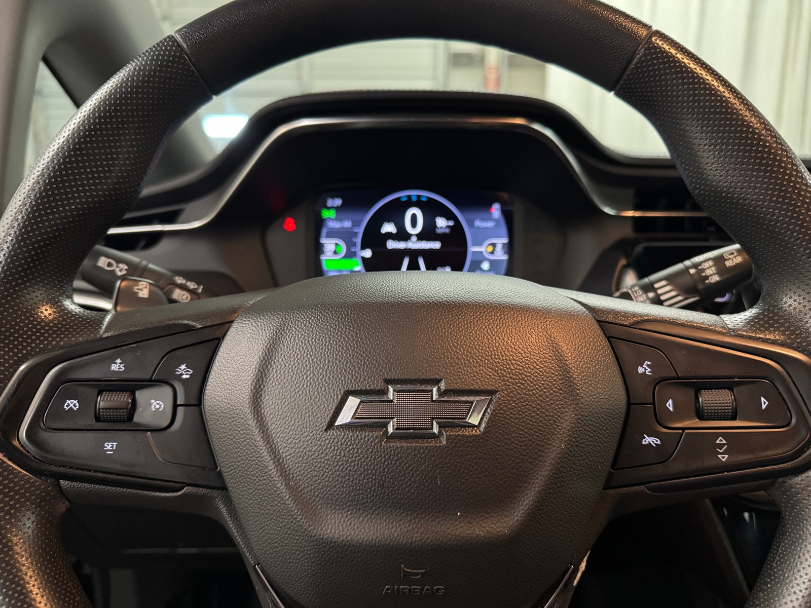 Thumbnail: 2023 Chevrolet Bolt EV - 5