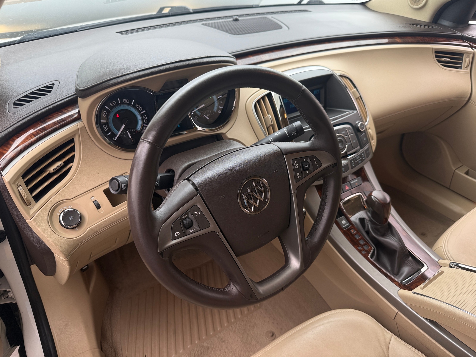 Thumbnail: 2010 Buick LaCrosse - 2