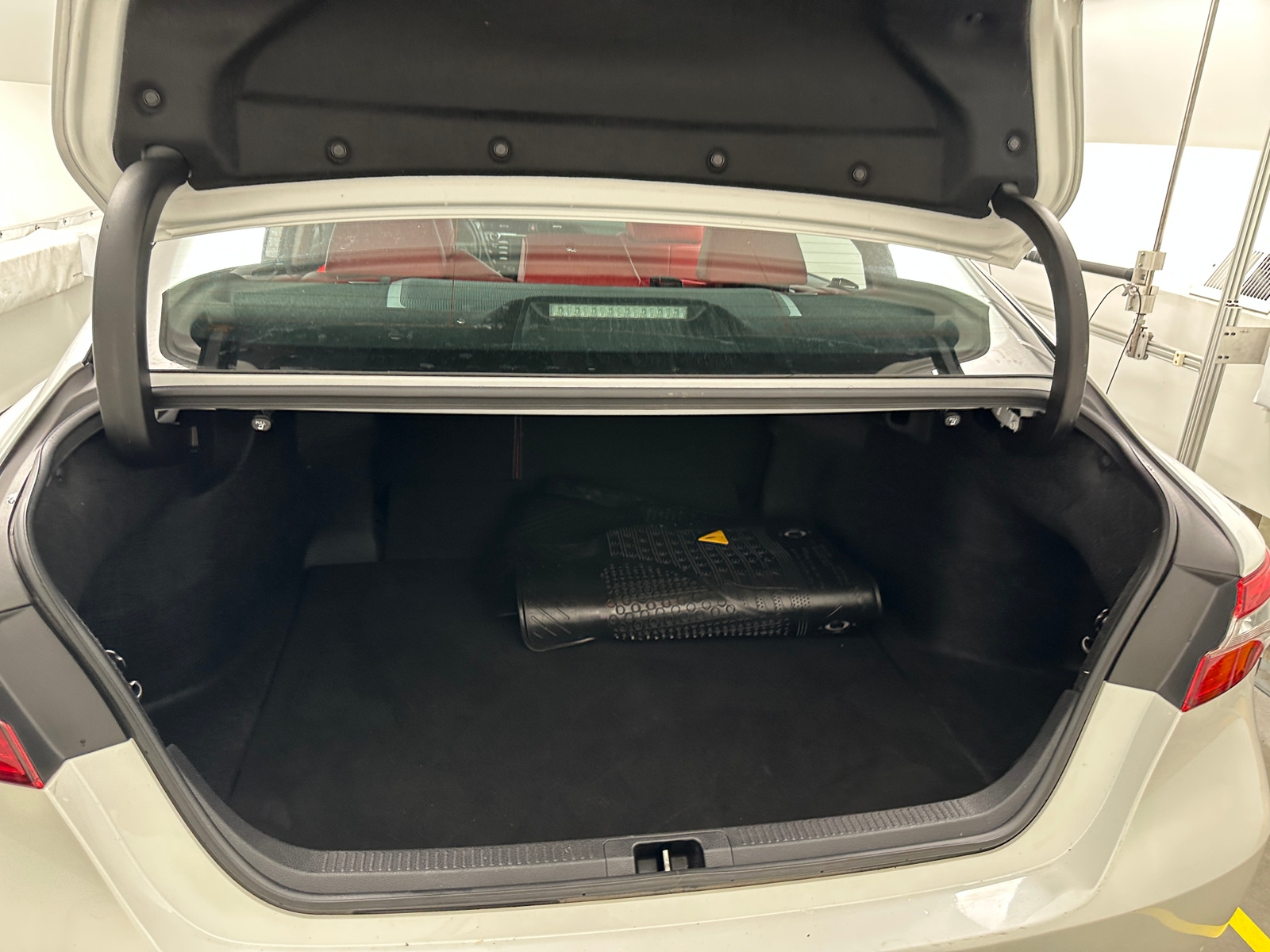 Thumbnail: 2019 Toyota Camry - 7