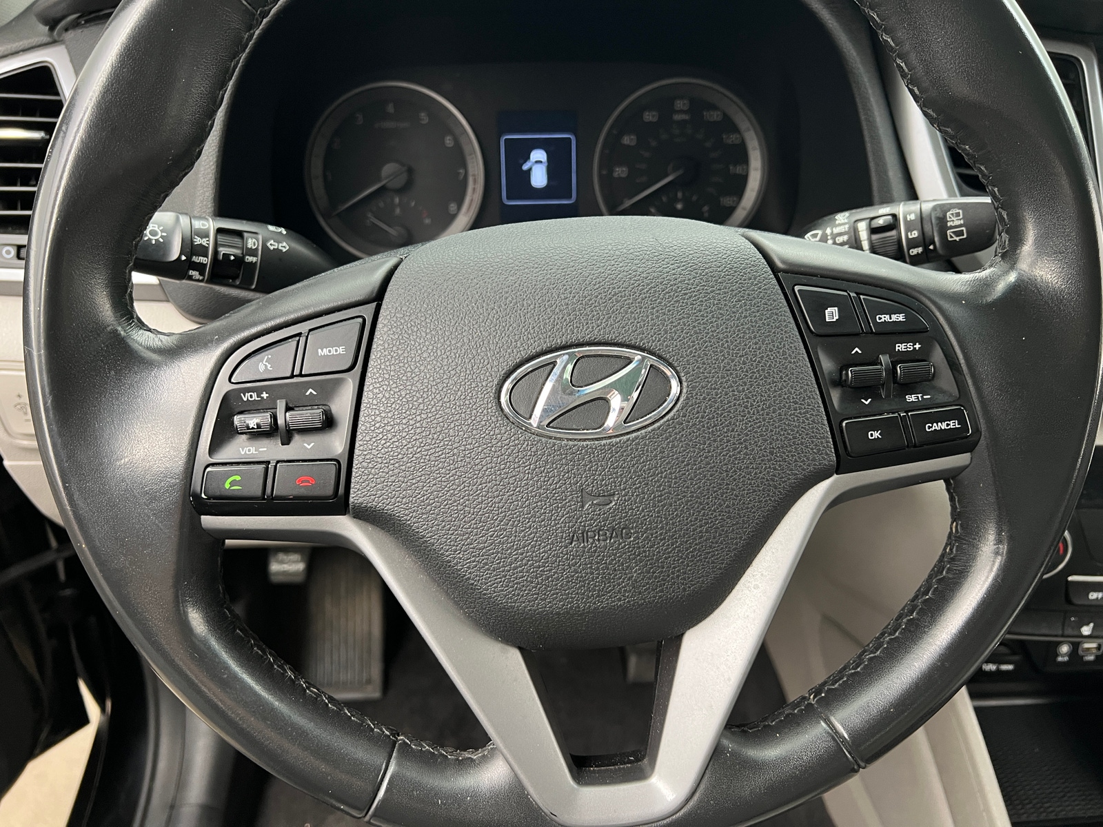 Thumbnail: 2017 Hyundai Tucson - 5